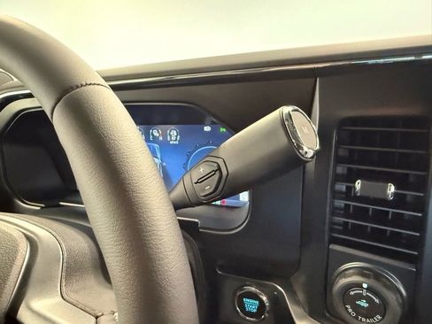 New 2026 Ford F350 Lariat w/ Black Appearance Package image 20