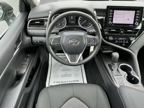 Used 2024 Toyota Camry LE image 11