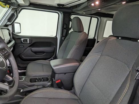 Used 2025 Jeep Wrangler Unlimited Sport S 4xe image 2