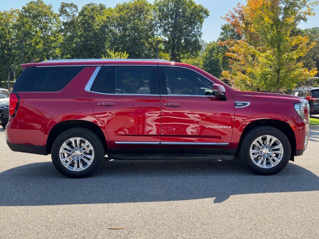 Used 2024 GMC Yukon SLT w/ SLT Premium Package RWD image 6