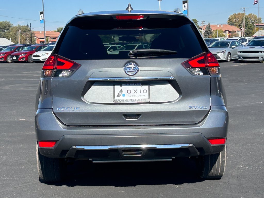 Used 2017 Nissan Rogue SV AWD/4WD image 5