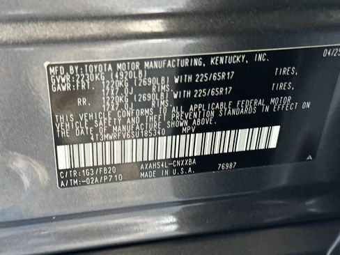 Used 2025 Toyota RAV4 LE AWD/4WD image 25