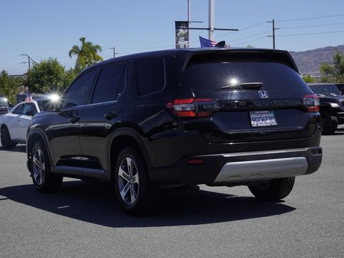 Used 2023 Honda Pilot EX-L image 6