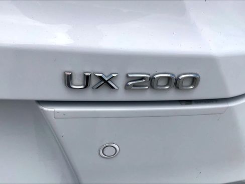 Used 2022 Lexus UX 200 F Sport w/ Accessory Package (Z2) FWD image 10