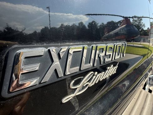 Used 2001 Ford Excursion Limited AWD/4WD image 6