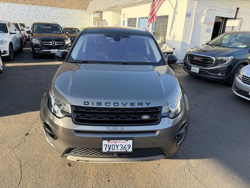 Used 2017 Land Rover Discovery Sport HSE image 8
