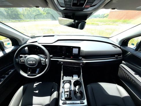 New 2026 Kia Carnival SX Prestige FWD image 39
