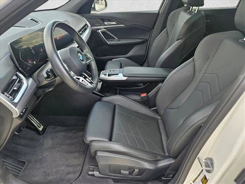 Used 2025 BMW X2 xDrive28i image 15