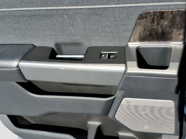 Used 2024 Ford F350 Lariat AWD/4WD image 21