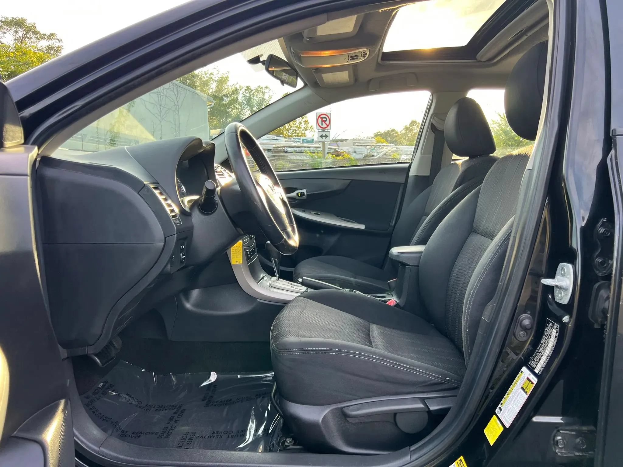 Used 2013 Toyota Corolla S w/ Premium Complete Pkg FWD image 14