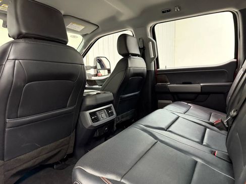 Used 2024 Ford F350 Lariat image 17