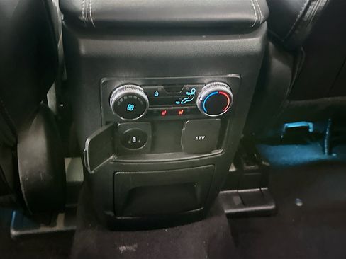 Used 2023 Ford Explorer Limited image 26