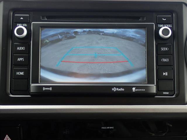 Used 2018 Toyota Tacoma SR5 AWD/4WD image 16