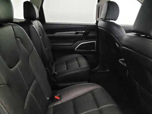 Used 2022 Kia Telluride EX w/ EX Premium Package AWD/4WD image 19