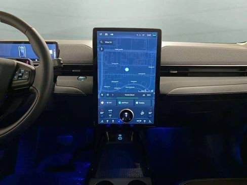 Used 2023 Ford Mustang Mach-E Premium image 18