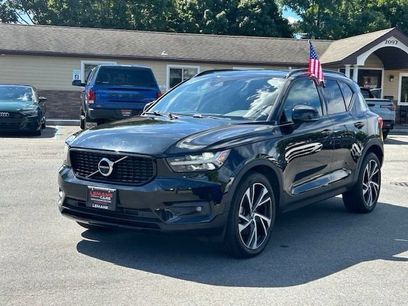 Used 2020 Volvo XC40 T5 R-Design