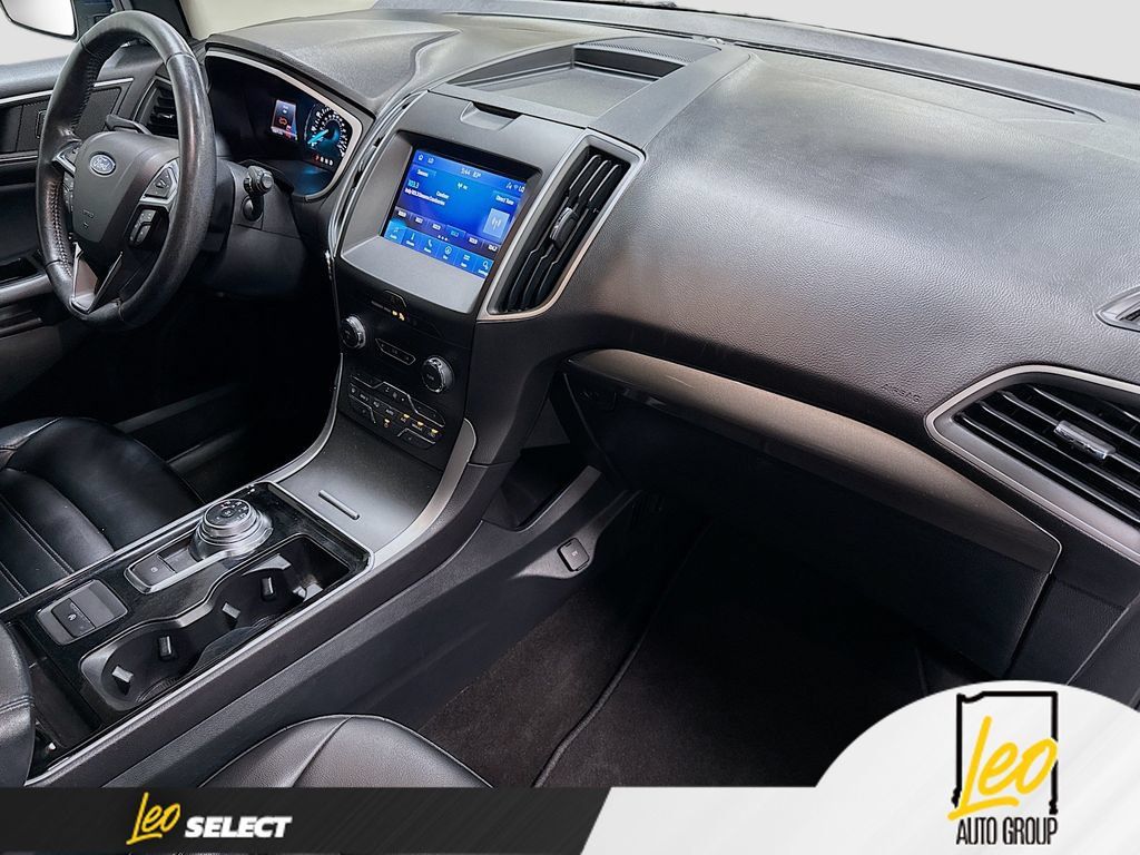 Used 2020 Ford Edge SEL w/ Convenience Package AWD/4WD image 32