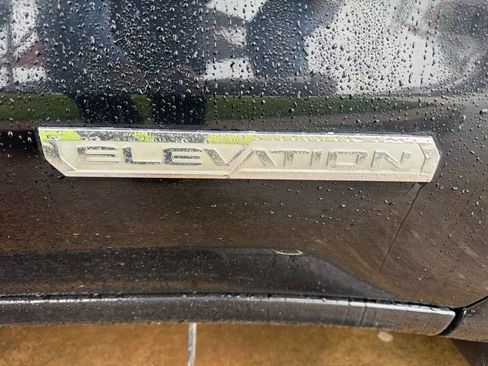 Used 2021 GMC Sierra 1500 Elevation w/ X31 Off-Road Package AWD/4WD image 5