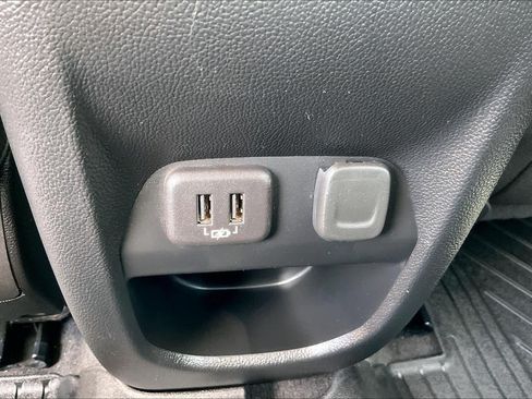 Used 2021 Chevrolet Colorado LT w/ LT Convenience Package RWD image 31
