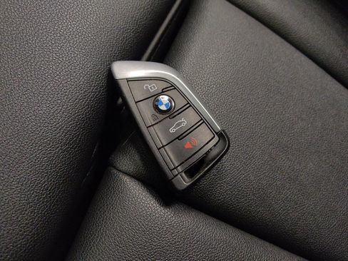Used 2019 BMW X3 xDrive30i w/ Premium Package AWD/4WD image 32