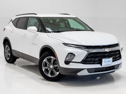 Used 2023 Chevrolet Blazer LT w/ Convenience Package FWD image 6