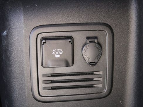 Used 2023 Toyota 4Runner TRD Off-Road Premium image 33