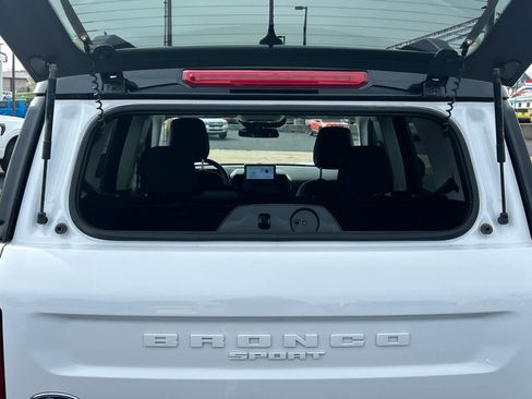 Used 2022 Ford Bronco Sport Badlands image 7