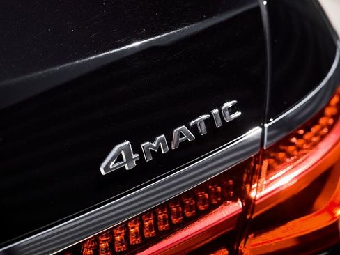 Used 2023 Mercedes-Benz S 580 4MATIC Sedan image 11