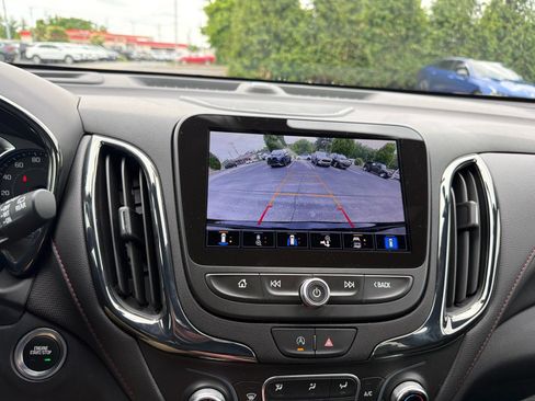Used 2024 Chevrolet Equinox RS w/ RS Leather Package FWD image 17