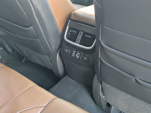 Used 2024 Subaru Outback Touring image 31