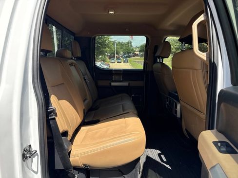 Used 2022 Ford F350 Lariat w/ Lariat Value Package AWD/4WD image 10