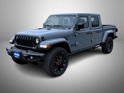 Used 2025 Jeep Gladiator Sport