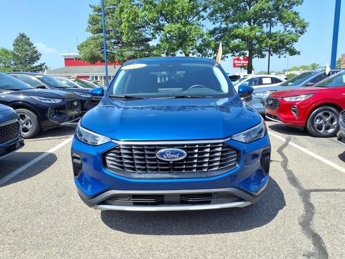 Certified 2023 Ford Escape Active w/ Tech Pack #2 AWD/4WD image 3