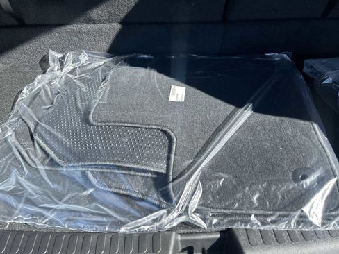 New 2026 Buick Enclave Preferred image 32