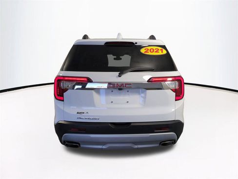 Used 2021 GMC Acadia SLT w/ Premium Package image 6