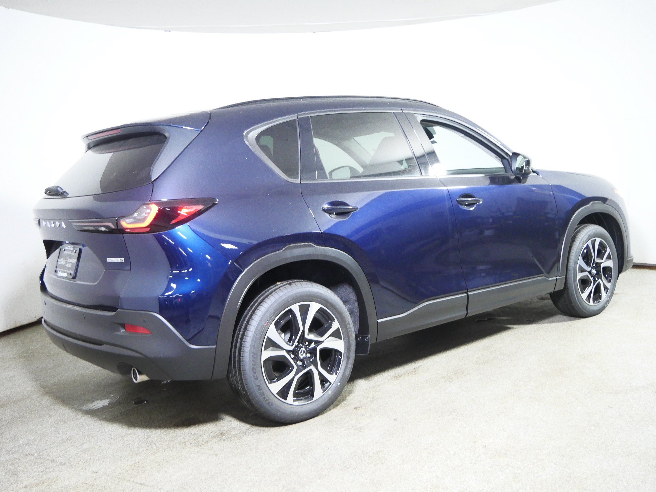 New 2026 MAZDA CX-5 Preferred AWD/4WD image 2