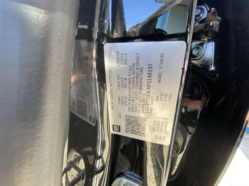 Used 2023 Chevrolet Colorado Z71 w/ Z71 Convenience Package 2 image 34