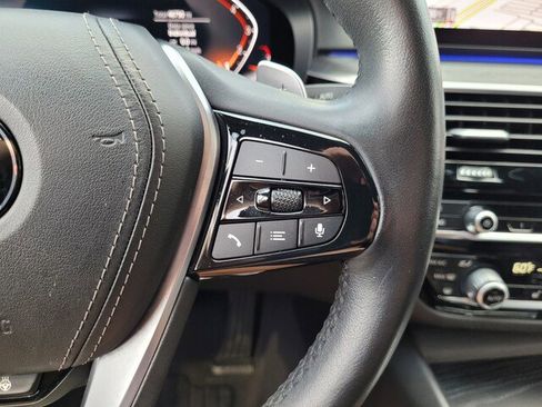 Used 2023 BMW 530i xDrive image 25