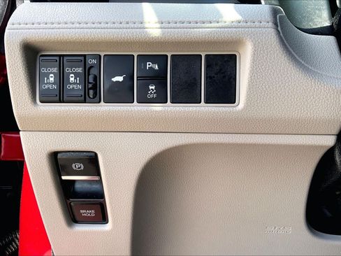 Used 2025 Honda Odyssey Elite image 33