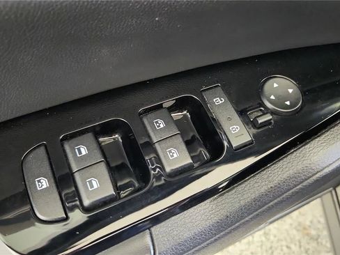 Used 2023 Kia Sportage SX FWD image 31