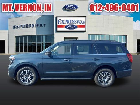 Used 2025 Ford Expedition Active AWD/4WD image 10