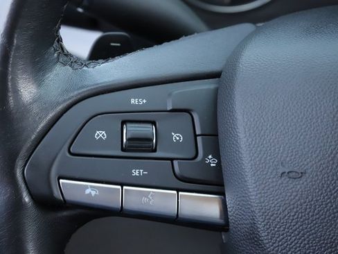 Used 2022 Cadillac XT4 Premium Luxury w/ Safety Alert Package image 20