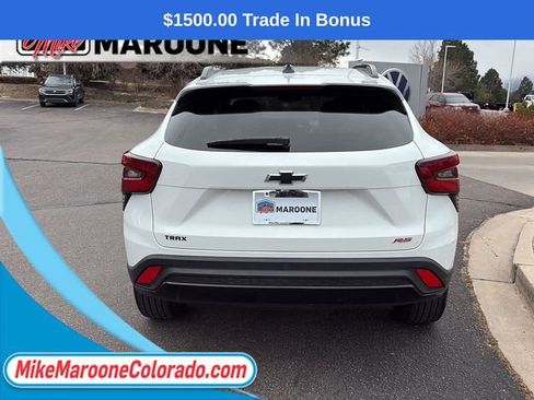 Used 2024 Chevrolet Trax RS w/ Driver Confidence Package image 5