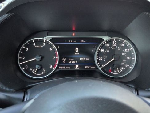 Used 2021 Nissan Sentra SR w/ SR Premium Package image 10