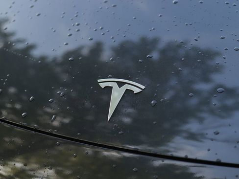 Used 2025 Tesla Model 3 Long Range RWD image 31