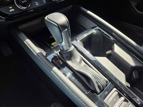 Used 2024 Honda Accord Touring image 33