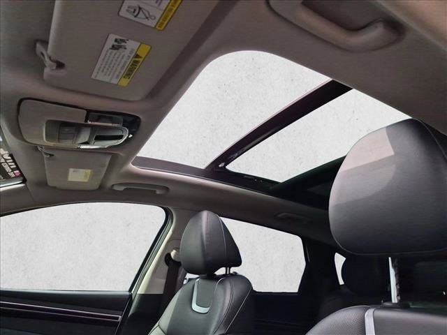 Used 2022 Hyundai Tucson Limited FWD image 16