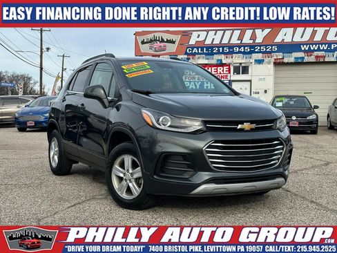 Used 2020 Chevrolet Trax LT AWD/4WD image 1