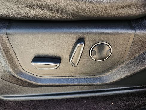 Used 2017 Ford F150 Raptor w/ Equipment Group 802A Luxury image 14