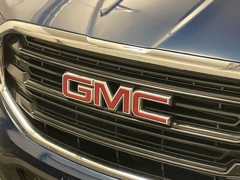 Used 2019 GMC Terrain SLE w/ Driver Convenience Package FWD image 23
